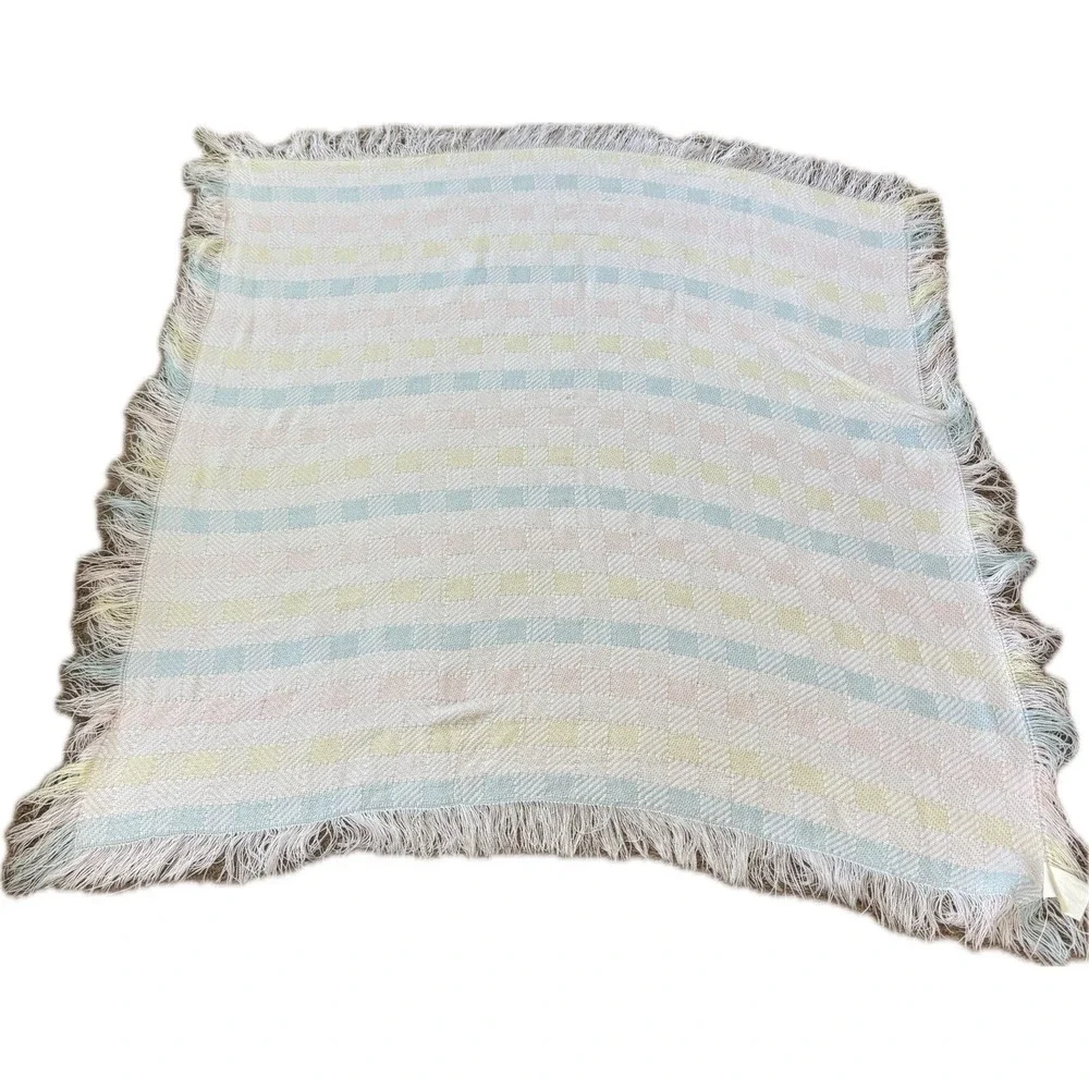 Vintage Waffle Weave Acrylic Baby Blanket Fringe Edge 35